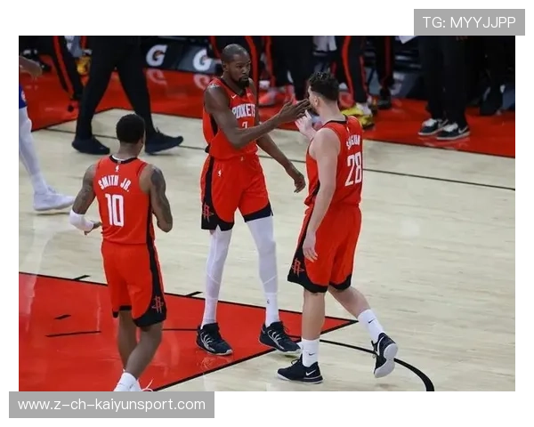 哈登重返火箭，助力杜兰特和球队冲击总冠军